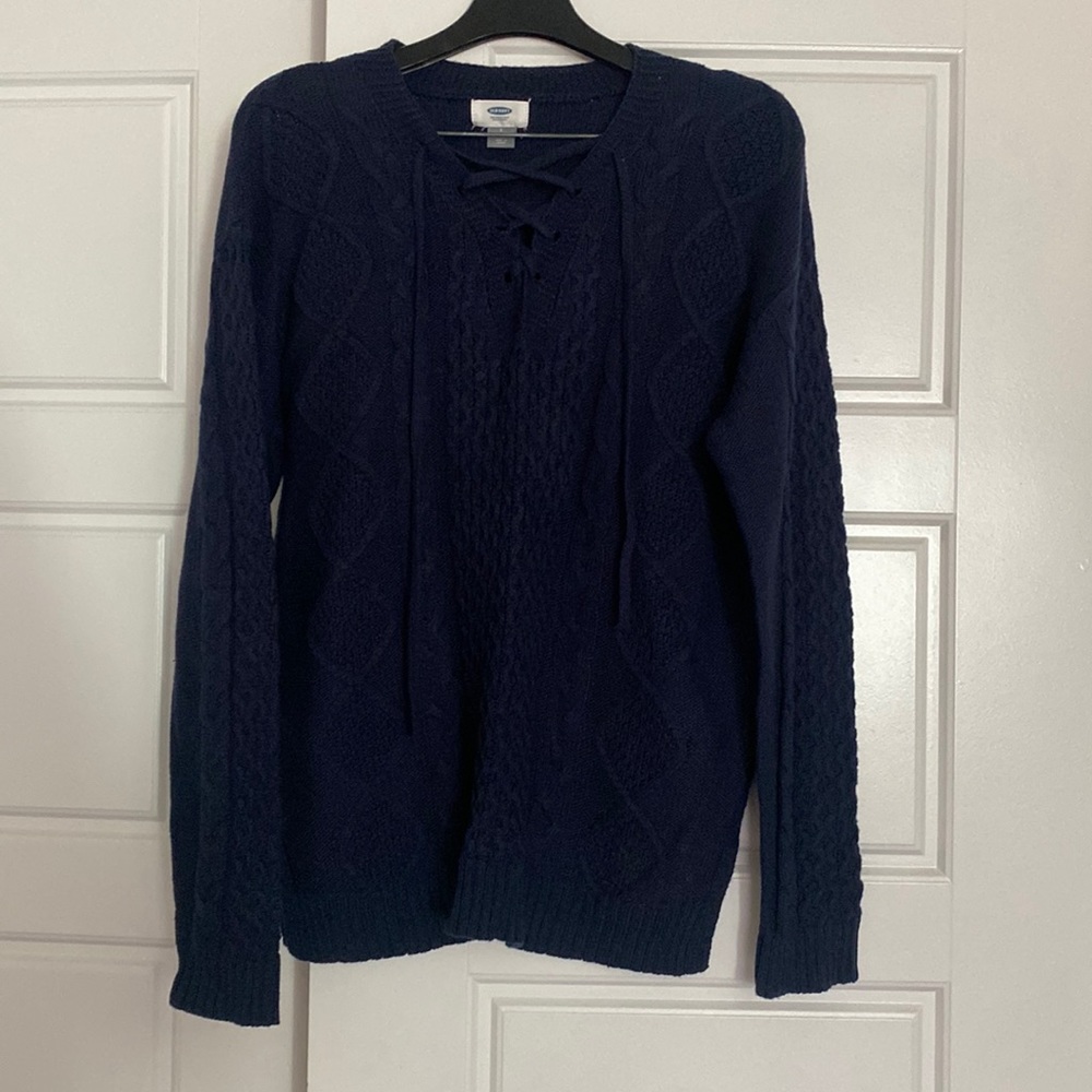 Old navy sweater